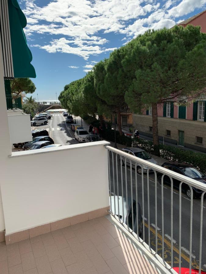 Casa Bianca 2 - Confortevole In Centro A Moneglia Buitenkant foto